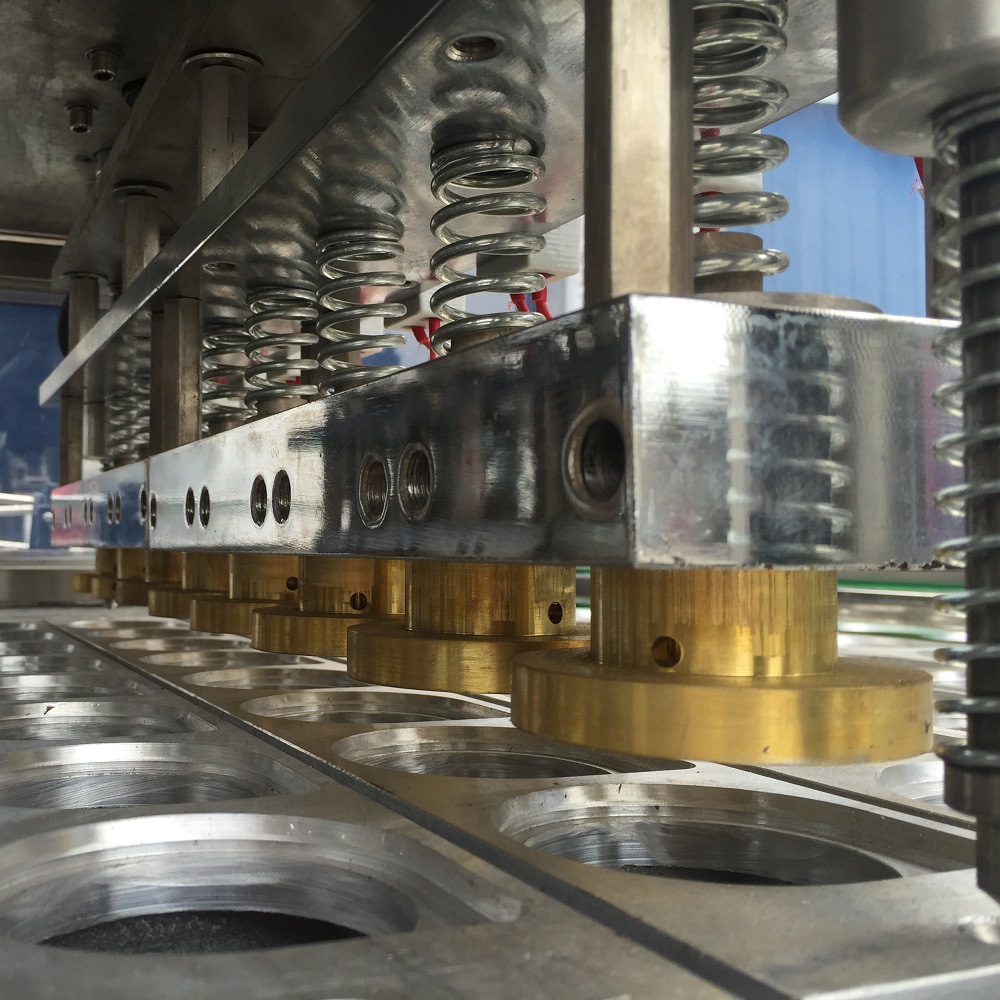 Fully automatic jam filling machine, maltose syrup instant bird's nest production line, honey paste filling equipment - Image 2